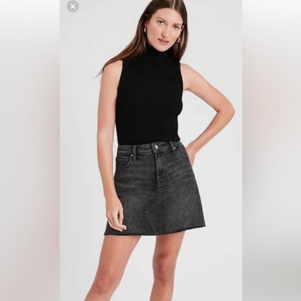 Banana Republic Women Black Wash Raw Hem Cotton Denim Flowy A-line Mini Skirt